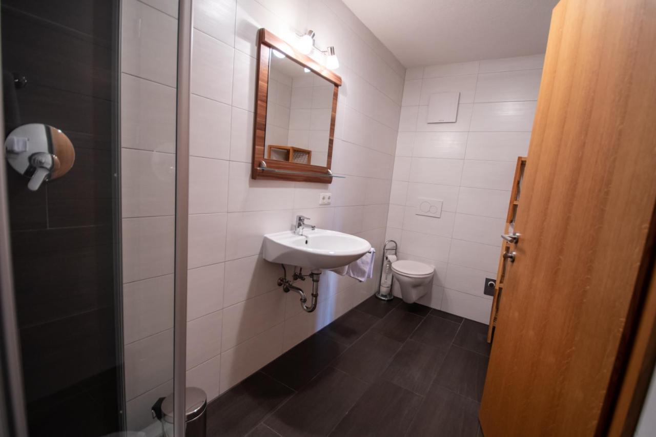Haus Raggl Apartment Landeck Bagian luar foto