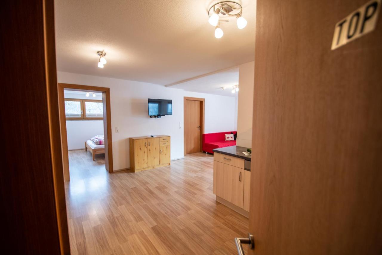 Haus Raggl Apartment Landeck Bagian luar foto