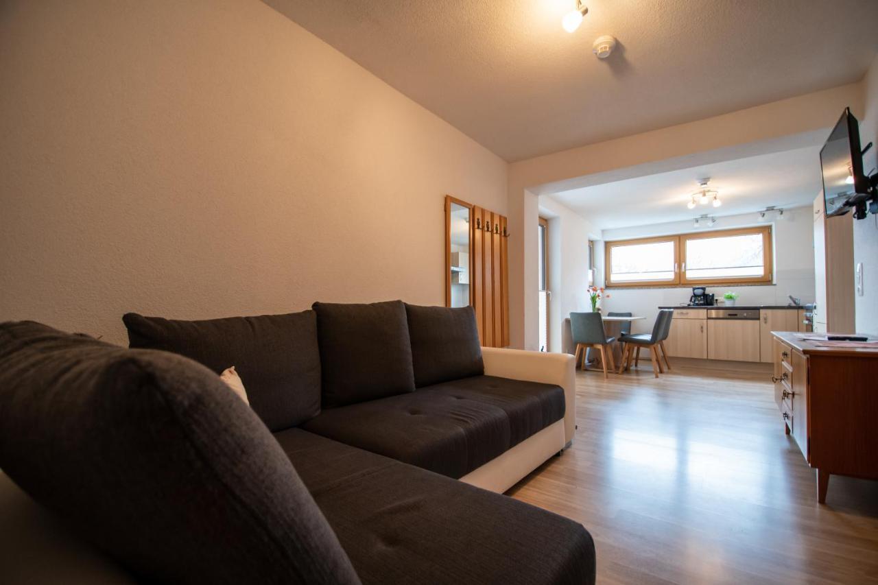 Haus Raggl Apartment Landeck Bagian luar foto