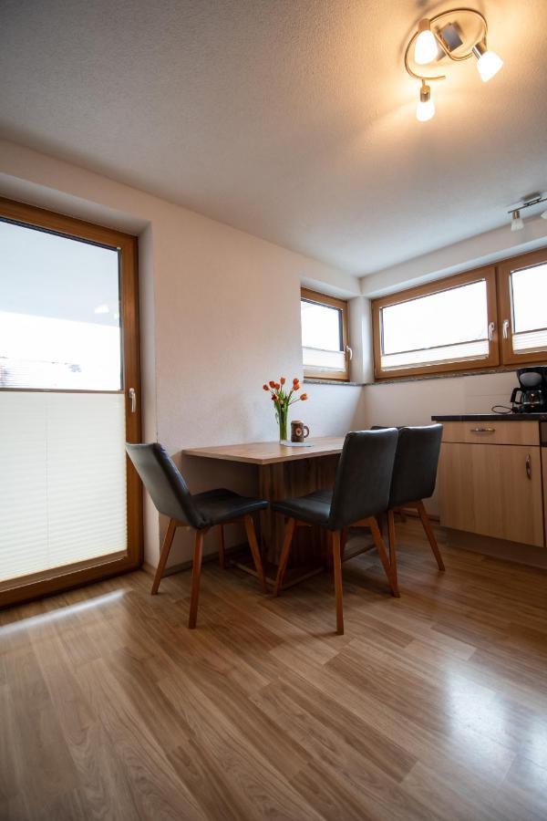 Haus Raggl Apartment Landeck Bagian luar foto